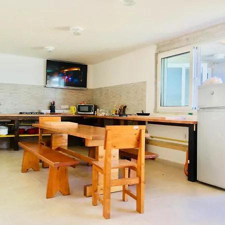 旅馆 Backpackers *