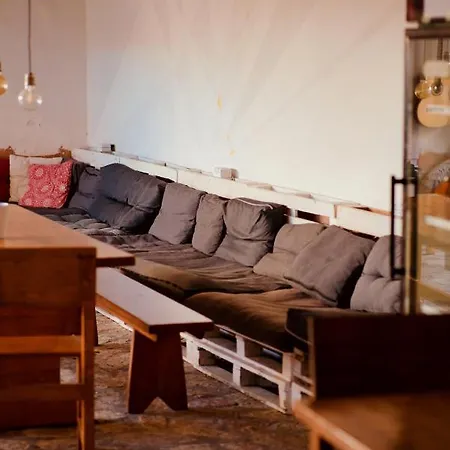 ホステル Backpackers *