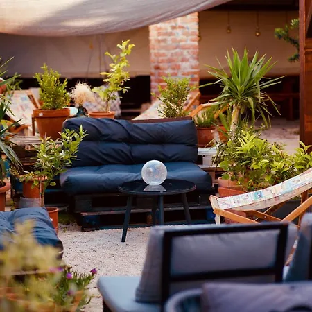 Backpackers 扎达尔