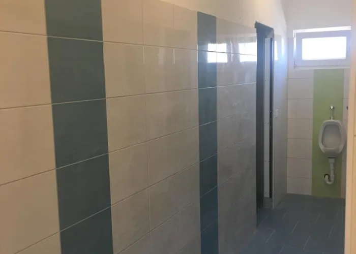 Backpackers Hostel *