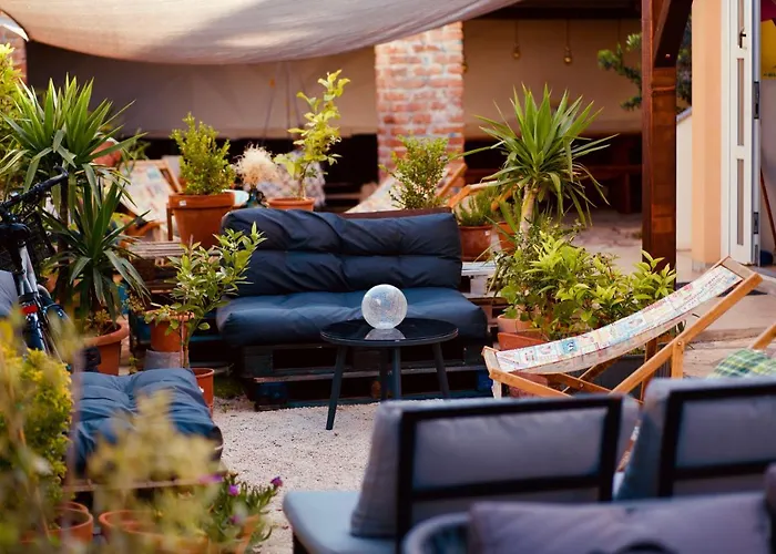 Backpackers 扎达尔